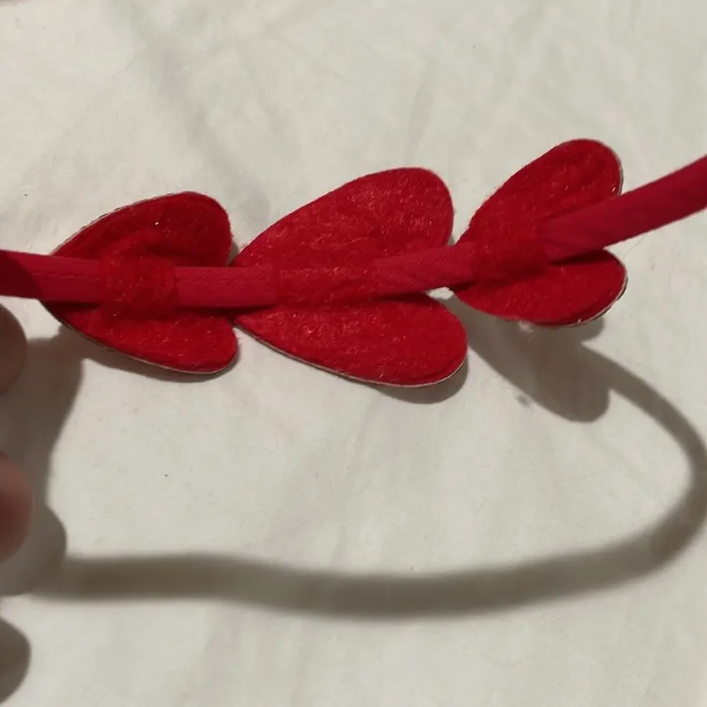 Gymboree red sparkle hearts headband like new